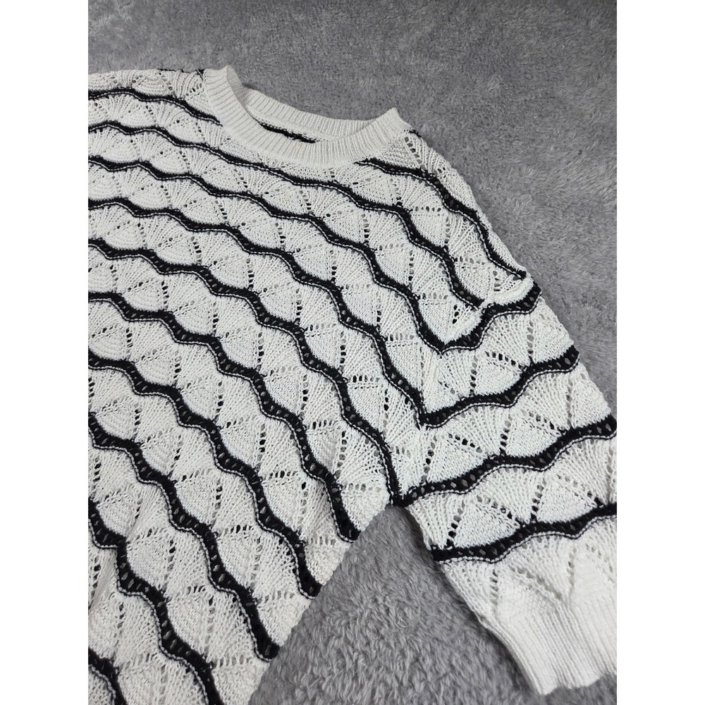 Unbranded Short Sleeve Knit Sweater L White Black Men Wavy Chevron Pointelle